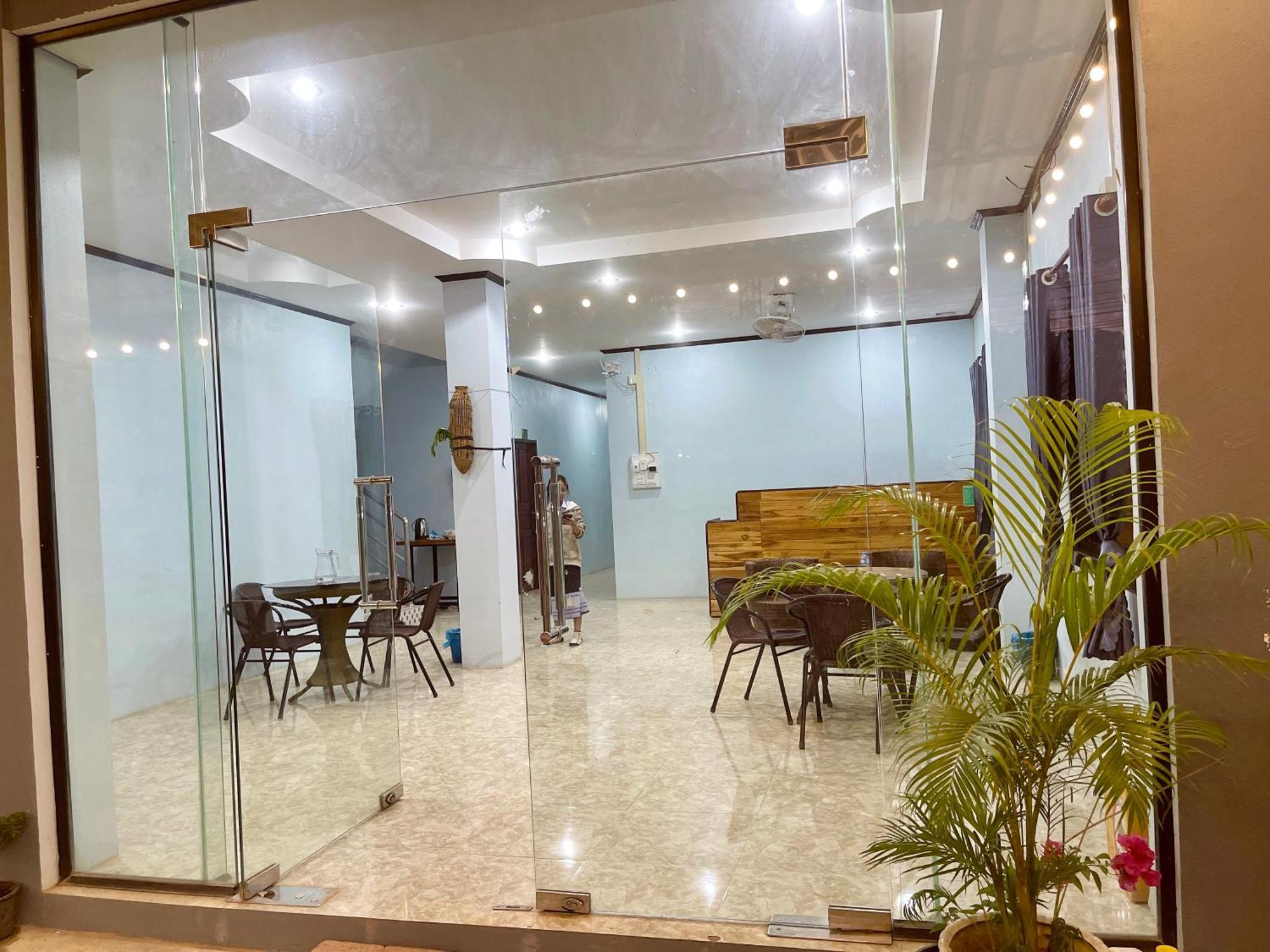 Smile Guesthouse Vangvieng Ванг-Виенг Экстерьер фото