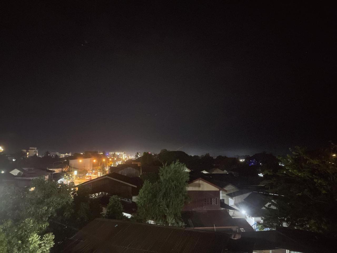 Smile Guesthouse Vangvieng Ванг-Виенг Экстерьер фото