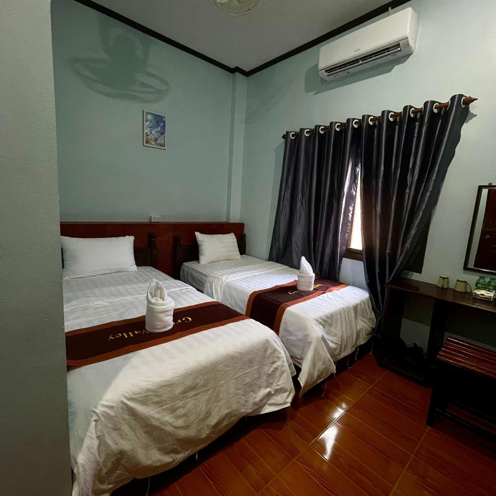 Smile Guesthouse Vangvieng Ванг-Виенг Экстерьер фото