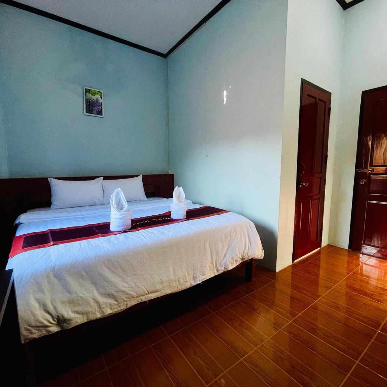 Smile Guesthouse Vangvieng Ванг-Виенг Экстерьер фото