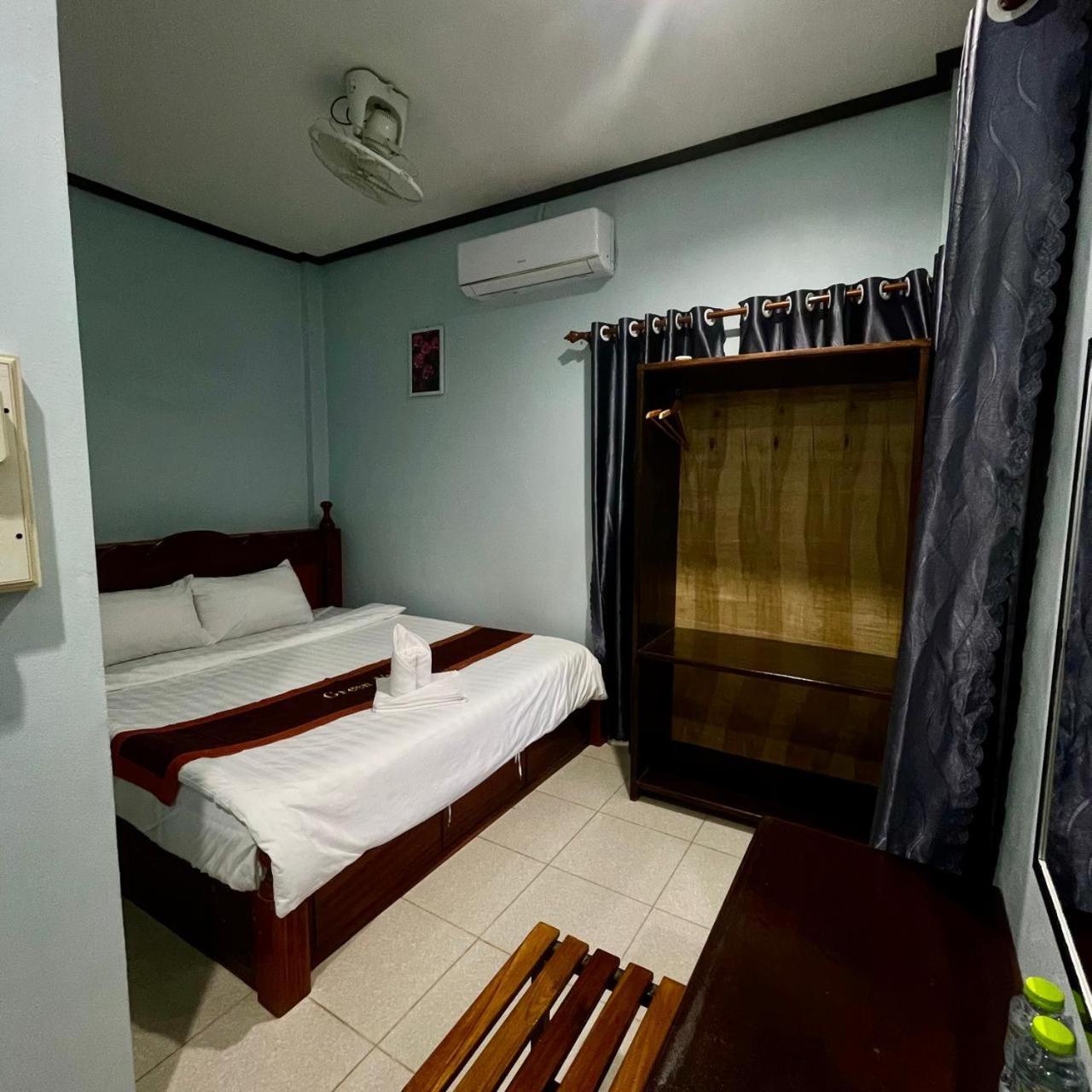 Smile Guesthouse Vangvieng Ванг-Виенг Экстерьер фото